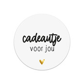 Sticker wit met goudfolie Cadeautje voor jou | 5 stuks | 4,5cm Sticker wit met goudfolie Cadeautje voor jou | 5 stuks | 4,5cm