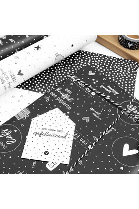 Cadeaupapier zwart met witte tekstjes