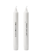 Set van 2 dinerkaarsen met tekst -  'Hiep hiep hoera'