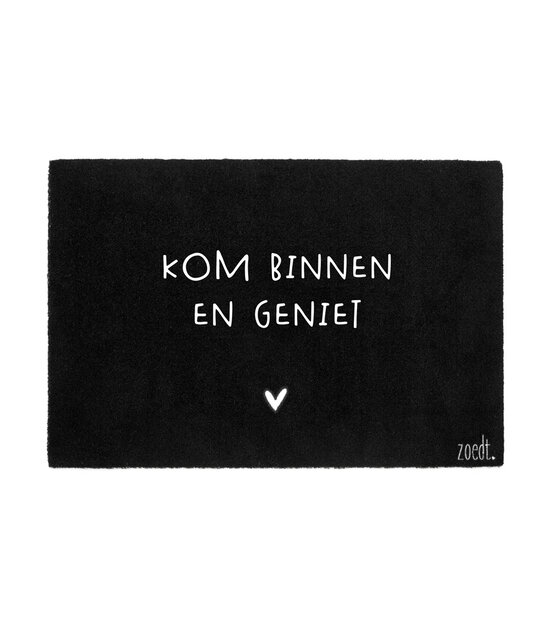 Deurmat zwart 40x60 cm – met tekst ‘Kom binnen en geniet’ — sfeervolle schoonloopmat met anti-slip | Zoedt Deurmat zwart 40x60 cm – met tekst ‘Kom binnen en geniet’ — sfeervolle schoonloopmat met anti-slip | Zoedt