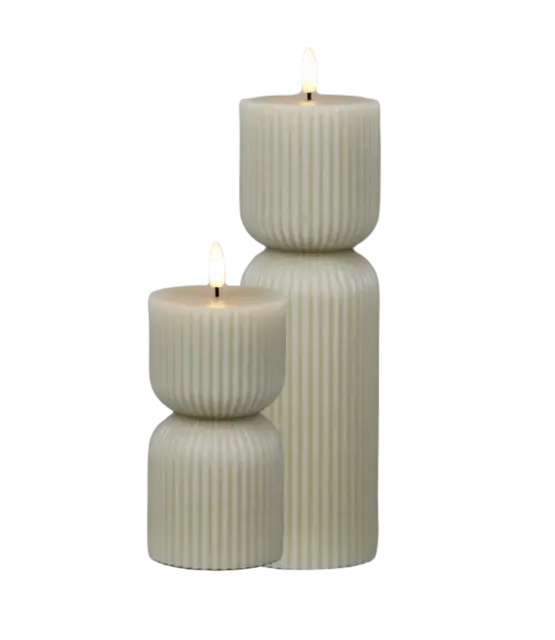Hoge ribbel LED kaarsen beige – set van 2