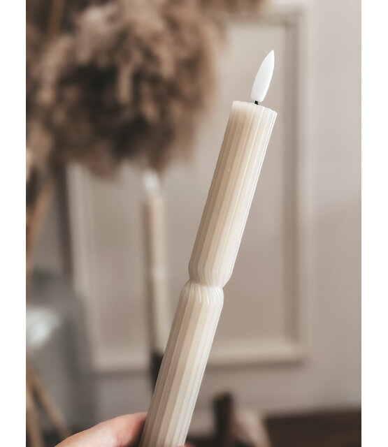 Streep Split LED dinerkaarsen lichtbeige – set van 2