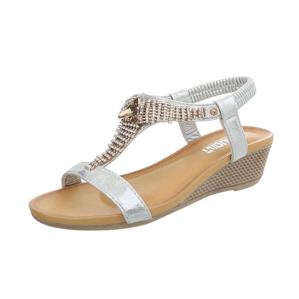 Neckermann Dames Sandalen Met Sleehak Zilverkleurig neckermann kopen in de aanbieding Neckermann Dames Sandalen Met Sleehak Zilverkleurig neckermann kopen in de aanbieding