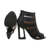 Chaussure ouverte femme avec talon noir