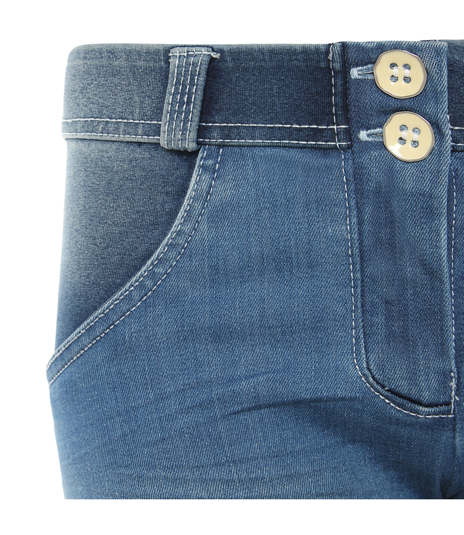 WR.UP® WR.UP® IN DARK DENIM WITH WHITE WHISKERING AND CRINKLE EFFECT