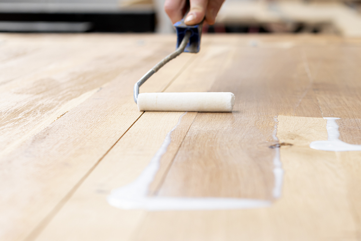 gegevens graven Beeldhouwer Voorkom vlekken in de eettafel laat hem behandelen - Boomstam-tafels