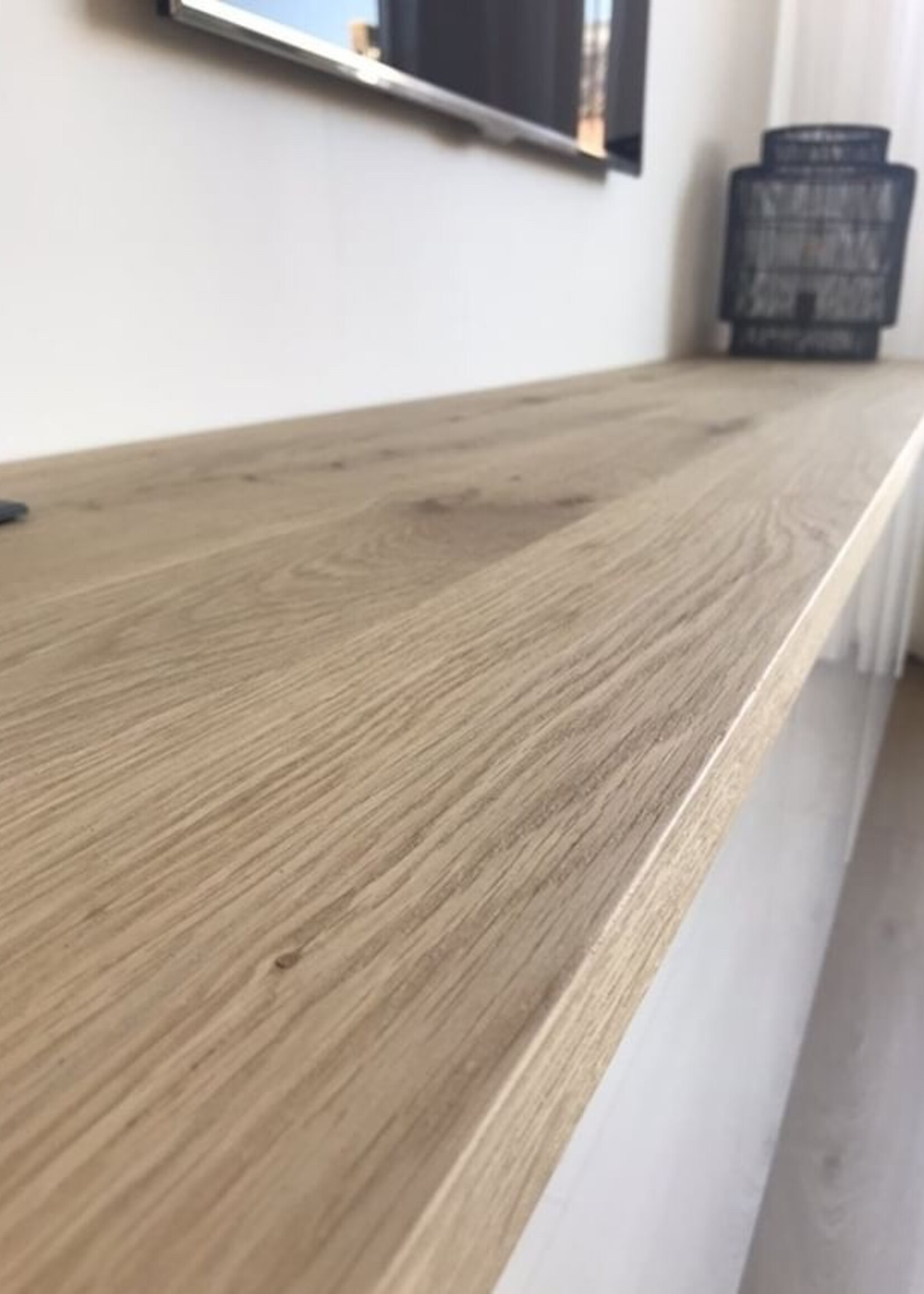 Malm kast eikenhouten plank