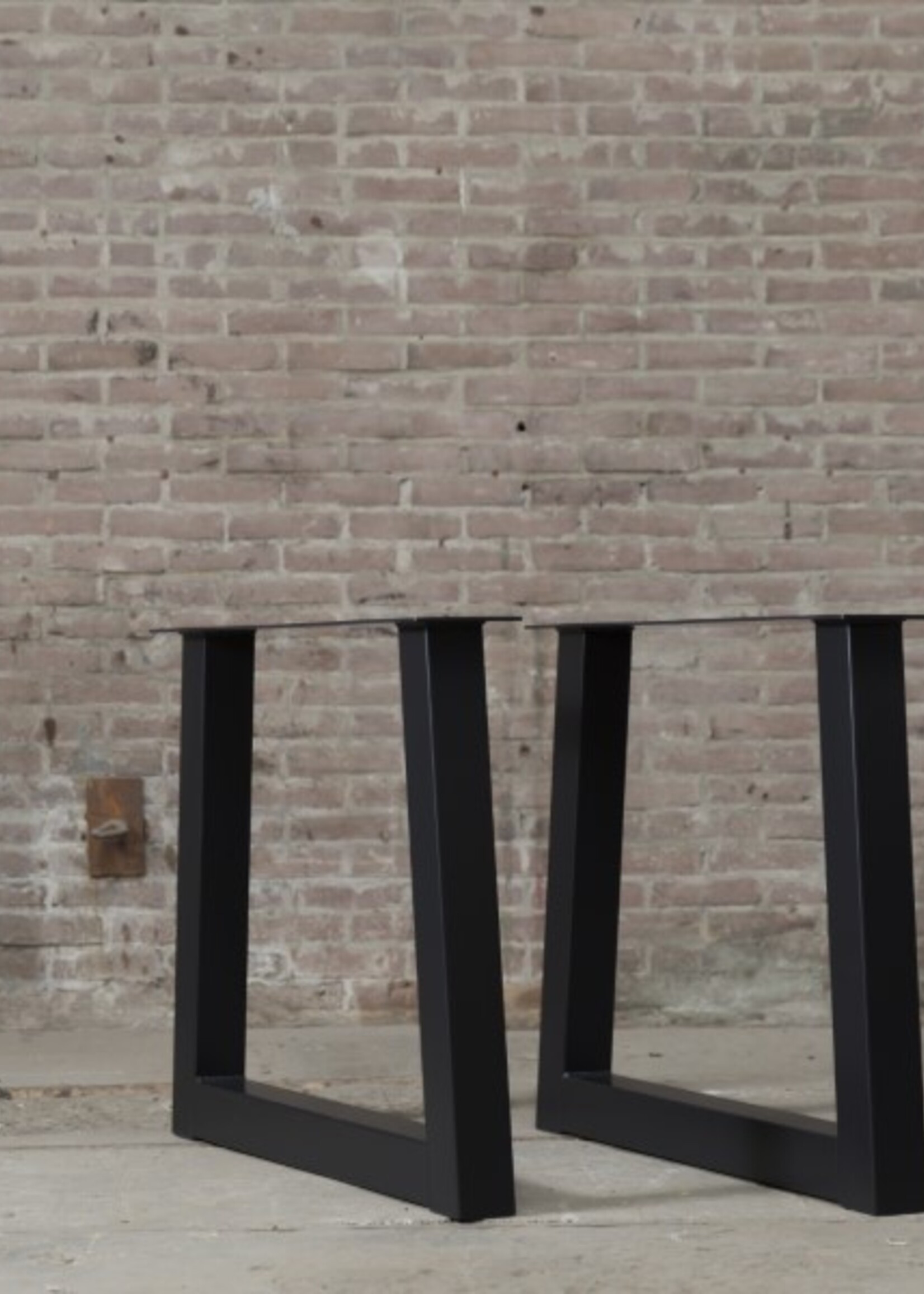 Nordstahl Trapezium leg