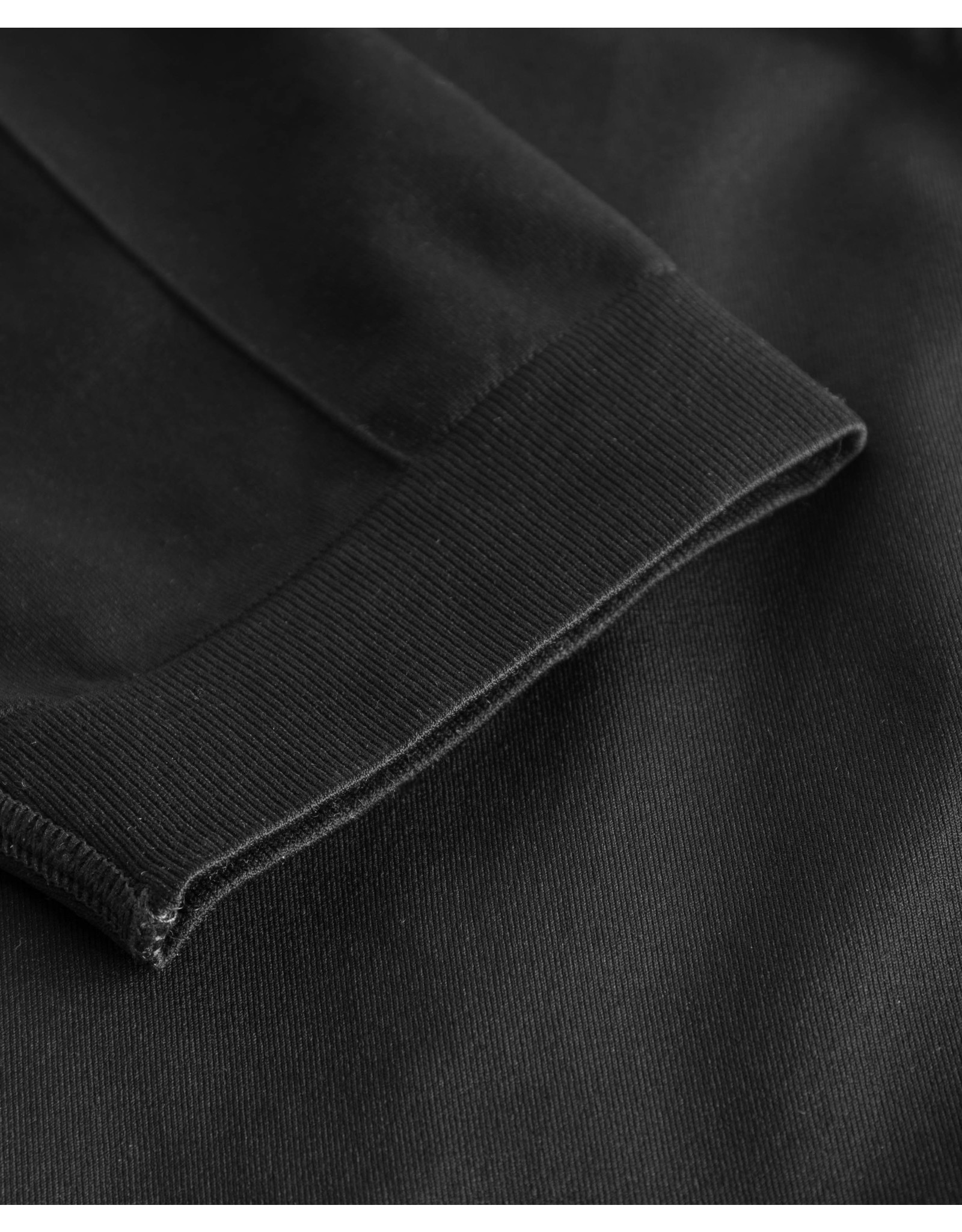 Gai & Lisva Shanti - Recyled Nylon Sculpting Leggings