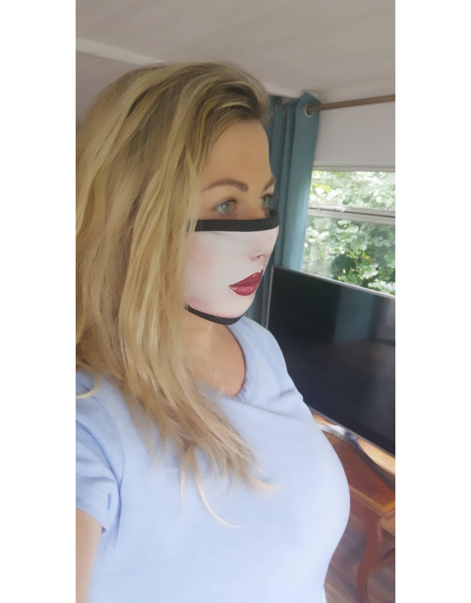 Catherine Eager Art Sea Queen Lips Face Mask