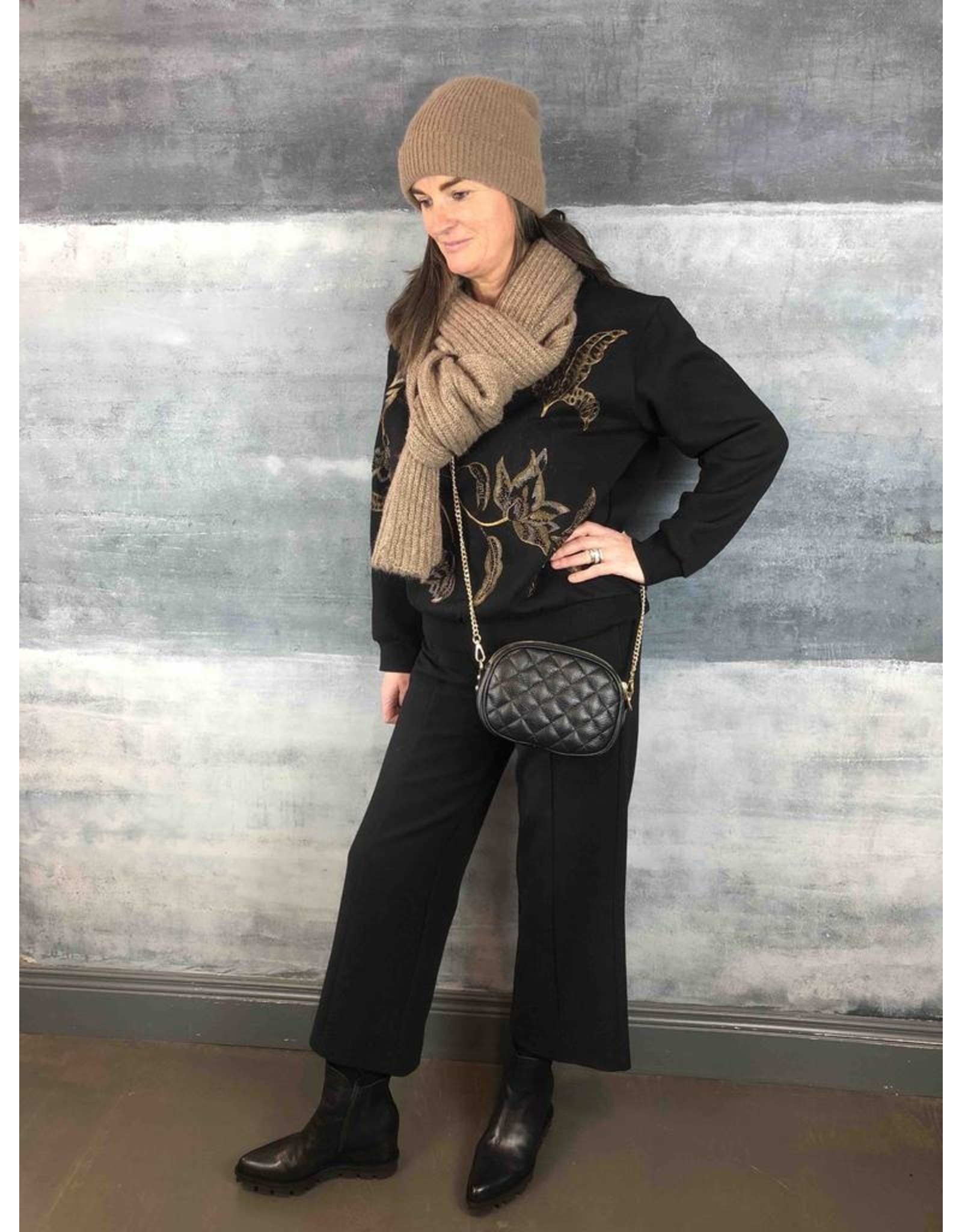 Gustav Denmark Defne knit scarf