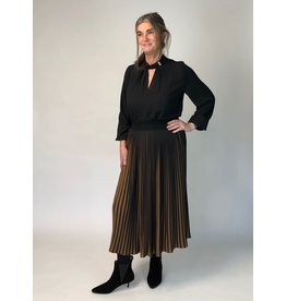 Peruzzi Mid Length Plisee Skirt
