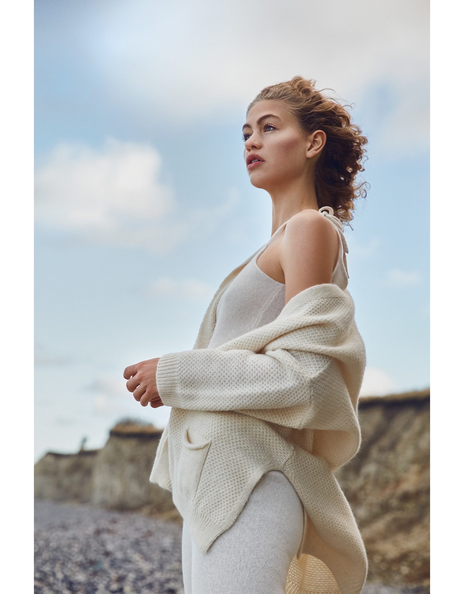 Gai & Lisva Charlotte - Supersoft Non Itch Wool & Alpaca Edge to Edge Cardi