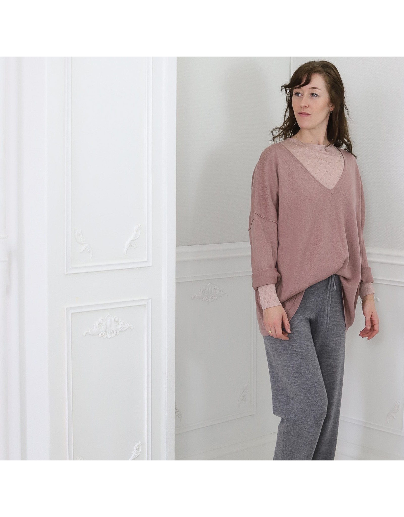 Gai & Lisva Felina Knit - 100% Merino Wool