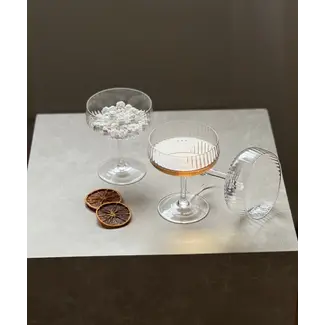 Ayaklı cam bardak seti 2 parçalı