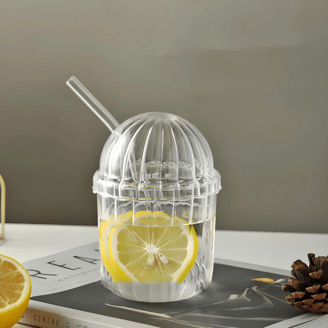 Cam pipetli ve kapaklı içme bardağı