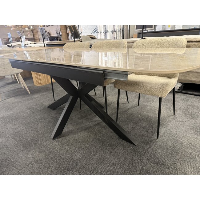 Celeste uzatılabilir yemek masası - 180/220 cm