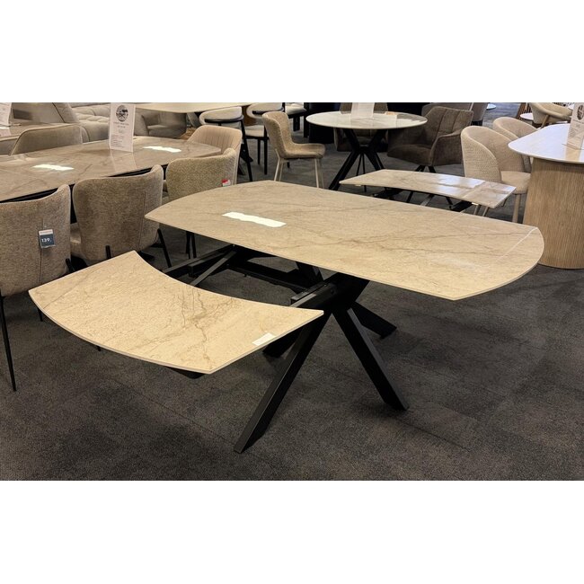 Uzatılabilir yemek masası Celeste - 160/240 cm - Parlak yüzey