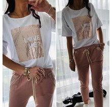 AMY & CLO IN VOGUE PARIS T-SHIRT