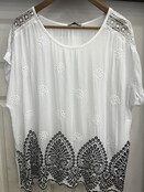 LISA MODA EMBROILED TOP 0701