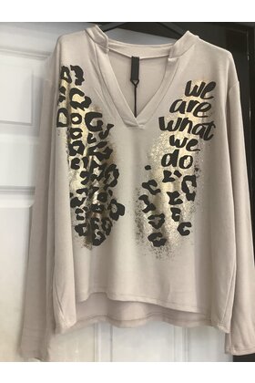 NAIIF LEOPARD V-NECK TOP 810