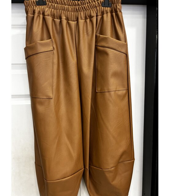 JAINSON PU TULIP TROUSERS 3869 JAINSON PU TULIP TROUSERS 3869