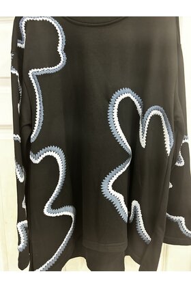 FLY OUT LONG  SLEEVE TOP 1638