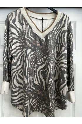 MADE IN ITALY V-NECK KNIT 2430