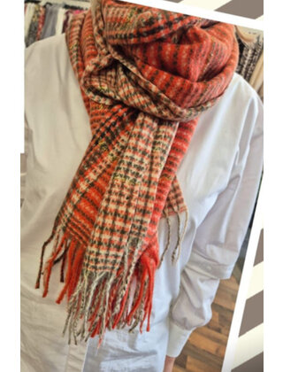 B & D DESIGN SCARF 1395