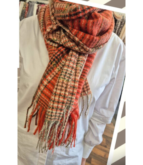 B & D DESIGN SCARF 1395
