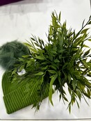 B & D DESIGN BOBBLE HAT 3003