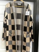 EVIS HOODED SQUARE CARDIGAN 3036