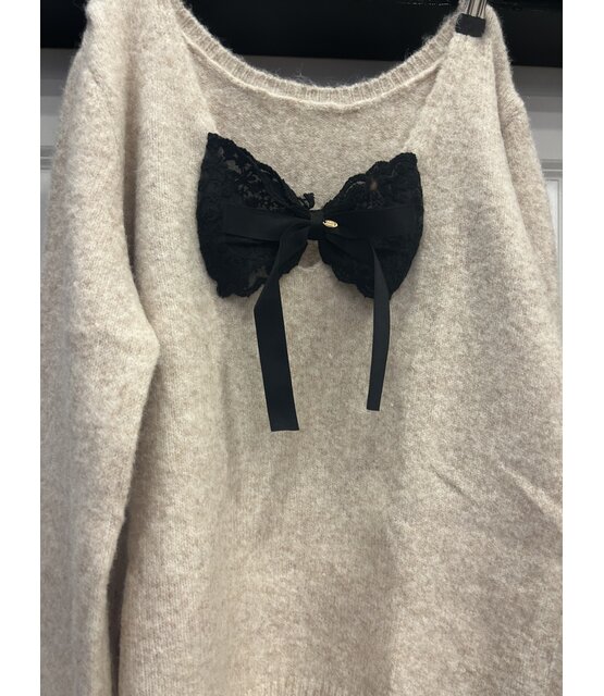 KATE & PIPPA BOW KNIT 2222