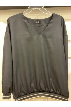 EMI V-NECK LING SLEEVE TOP 3969