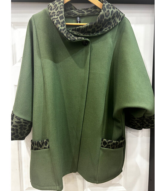 NEW COLLECTION LEOPARD CAPE 3880