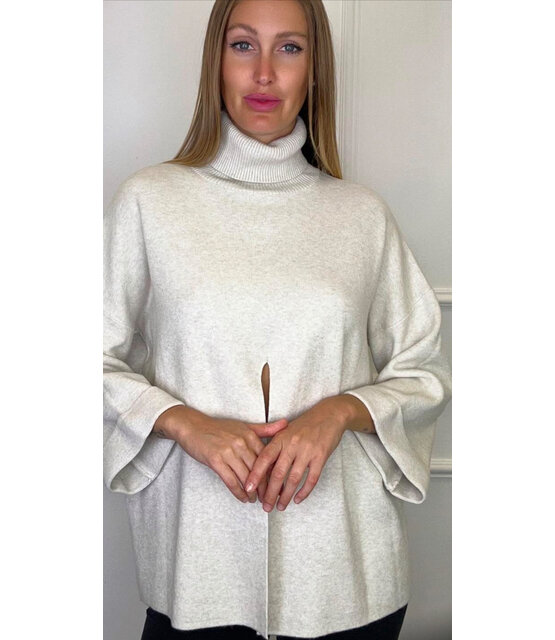 LAMIAR POLO NECK WITH SLIT 6068