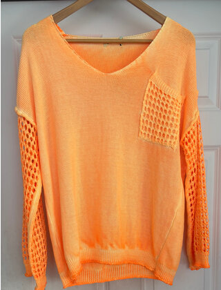 M & G V- NECK KNIT 141