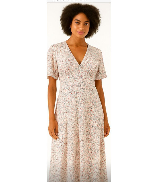 PIXIE DAISY V-NECK PRINT DRESS 1099 PIXIE DAISY V-NECK PRINT DRESS 1099