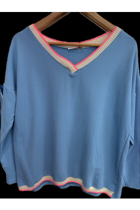 MADE IN ITALY V-NECK TOP 5979