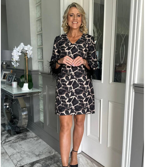 KATE & PIPPA TAYLOR DRESS KATE & PIPPA TAYLOR DRESS