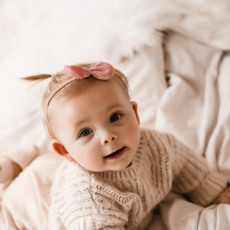 Fashband Bandeaux en nylon pour bébé fille de Noël avec nœud papillon blanc  Bandeaux élastiques pour cheveux doux et mignons pour les nouveaux-nés