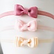 Your Little Miss Baby haarbandje met dubbele strik - Light pink Your Little Miss Baby haarbandje met dubbele strik - Light pink