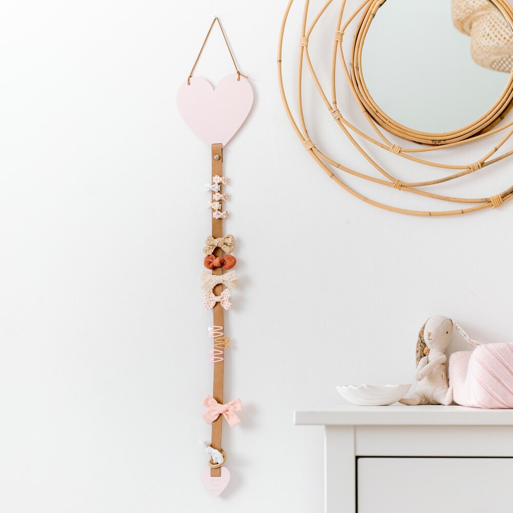 Your Little Miss Support/organisateur d'accessoires pour cheveux Your Little Miss Support/organisateur d'accessoires pour cheveux