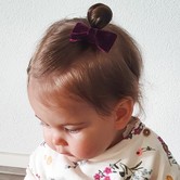 Your Little Miss Broche con moño para bebé   - vintage velvet