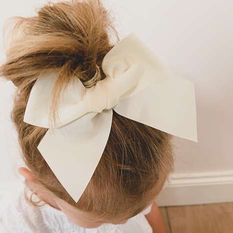 Your Little Miss Haarspeldje met strik Tess - cream taft Your Little Miss Haarspeldje met strik Tess - cream taft