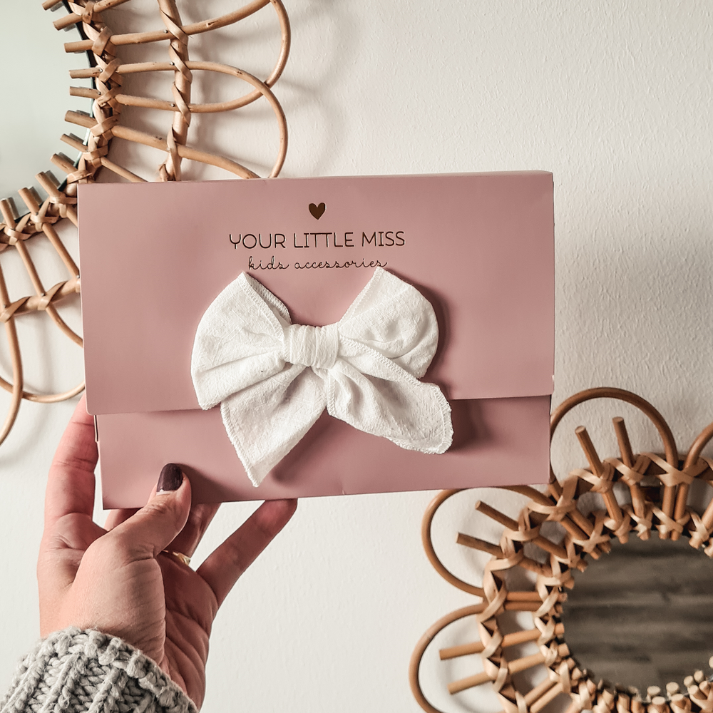 Your Little Miss Gift wrapping Your Little Miss Gift wrapping