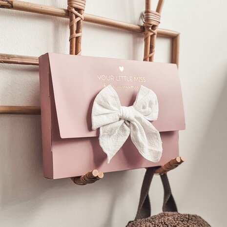 Your Little Miss Gift wrapping Your Little Miss Gift wrapping