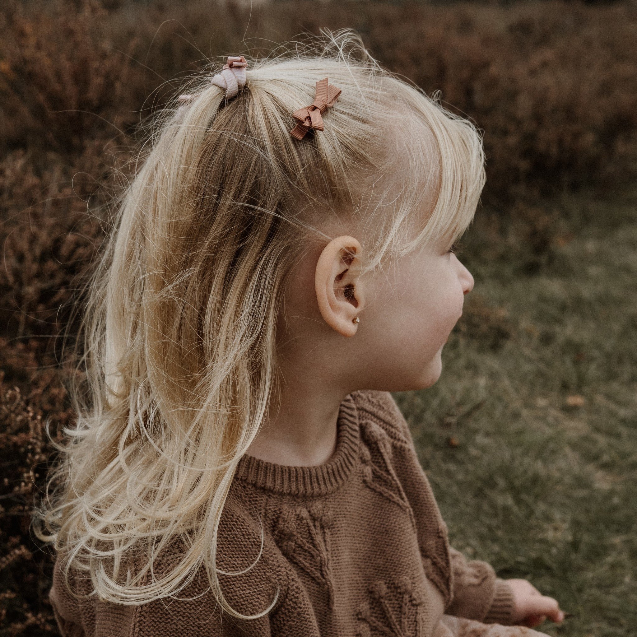 voorspelling Kleverig Bezem Baby haarspeldjes met strikje - natural vibes | Your Little Miss