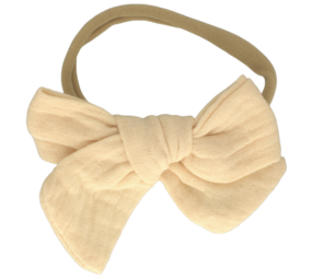 Your Little Miss Bandeau bébé avec nœud Naomi - creme muslin Your Little Miss Bandeau bébé avec nœud Naomi - creme muslin