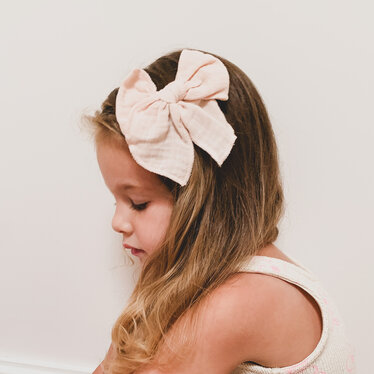 Your Little Miss Hair clip with knot - soft pink